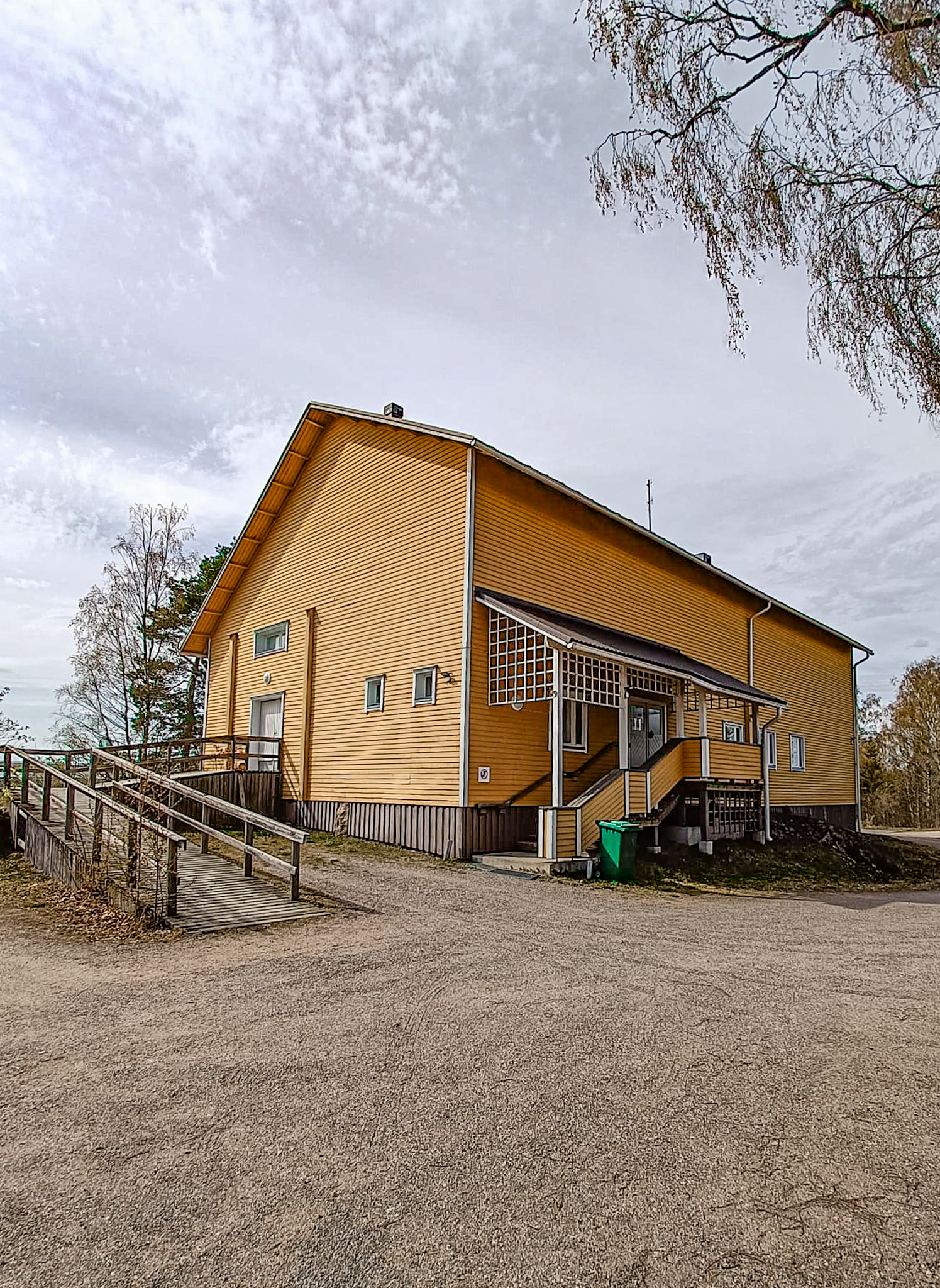 Kuvassa Puumalan nuorisotalo