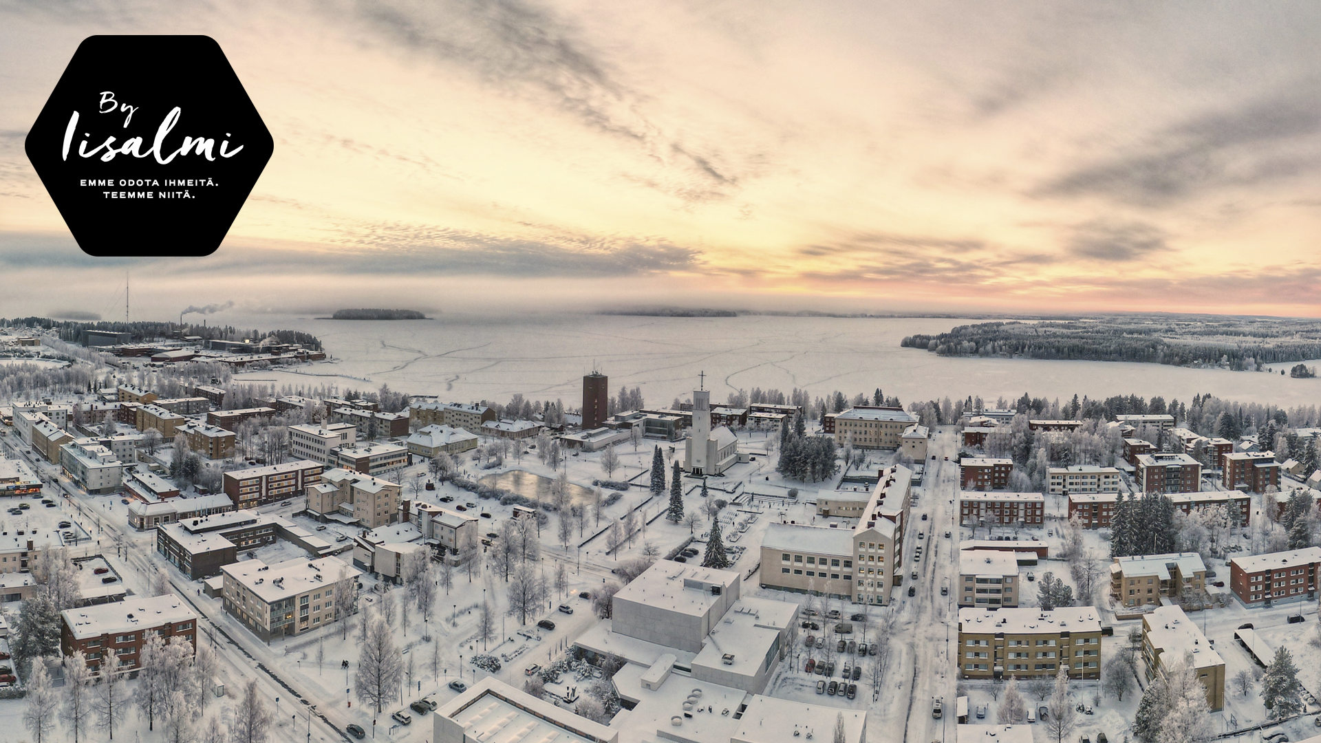 Iisalmen kaupunki kuvattuna ylhäältäpäin